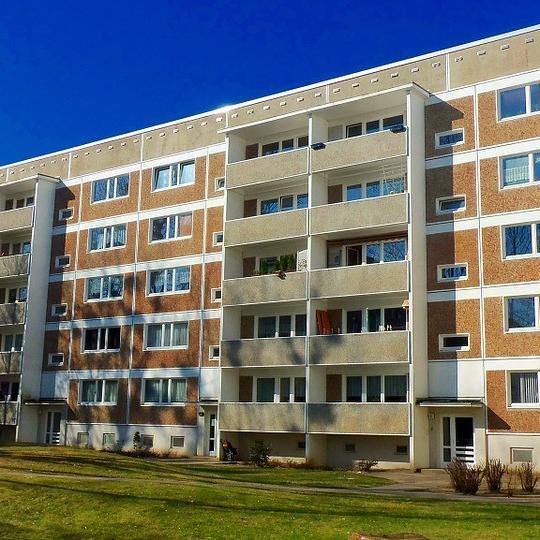 appartment-building-835817_960_720